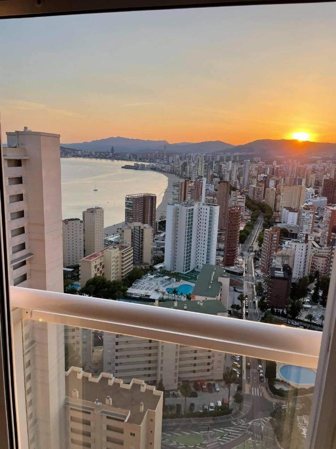 Benidorm San Remo Tower Apartment ภายนอก รูปภาพ