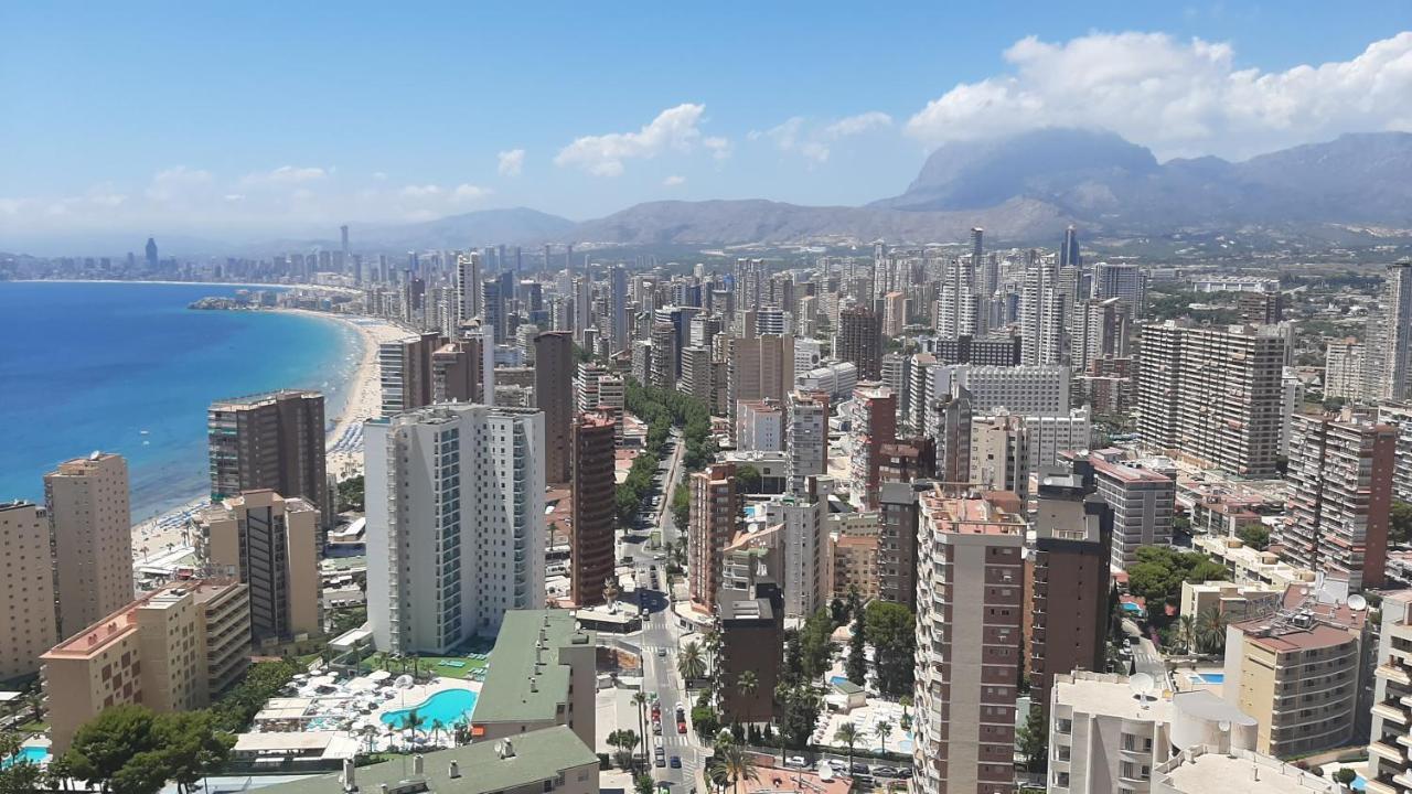 Benidorm San Remo Tower Apartment ภายนอก รูปภาพ